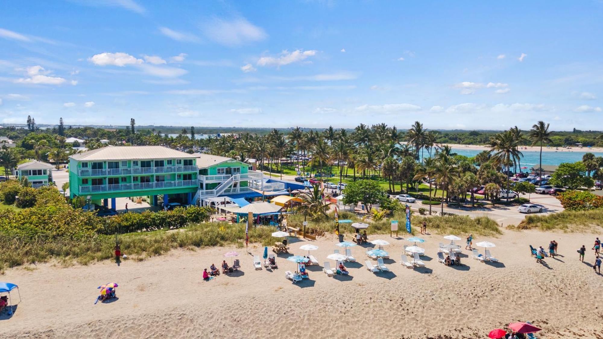 Partial Ocean View Hotel Room- King Bed #1 Fort Pierce Exteriör bild
