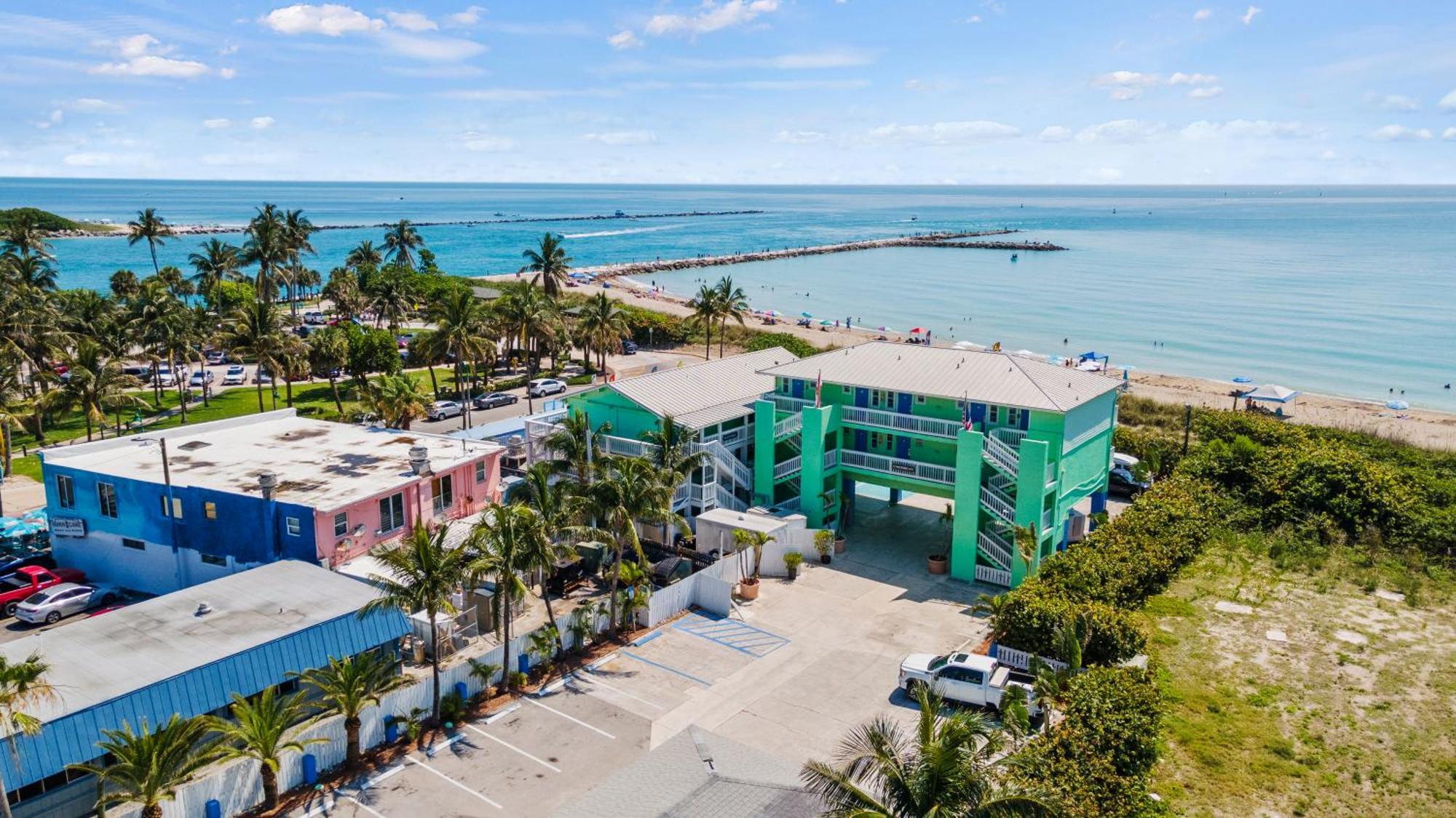 Partial Ocean View Hotel Room- King Bed #1 Fort Pierce Exteriör bild